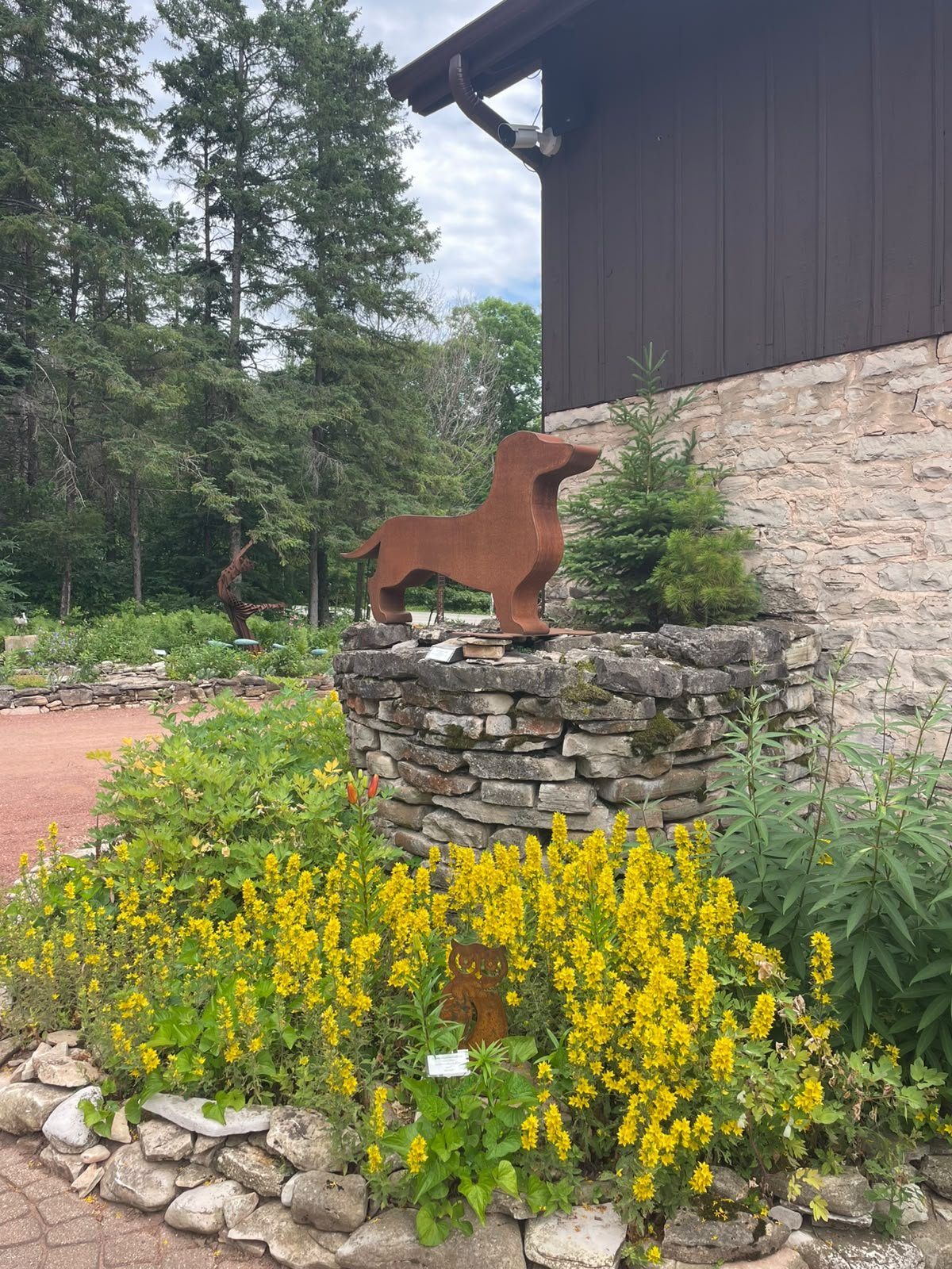 Edgewood Orchard Galleries (4 of 6)