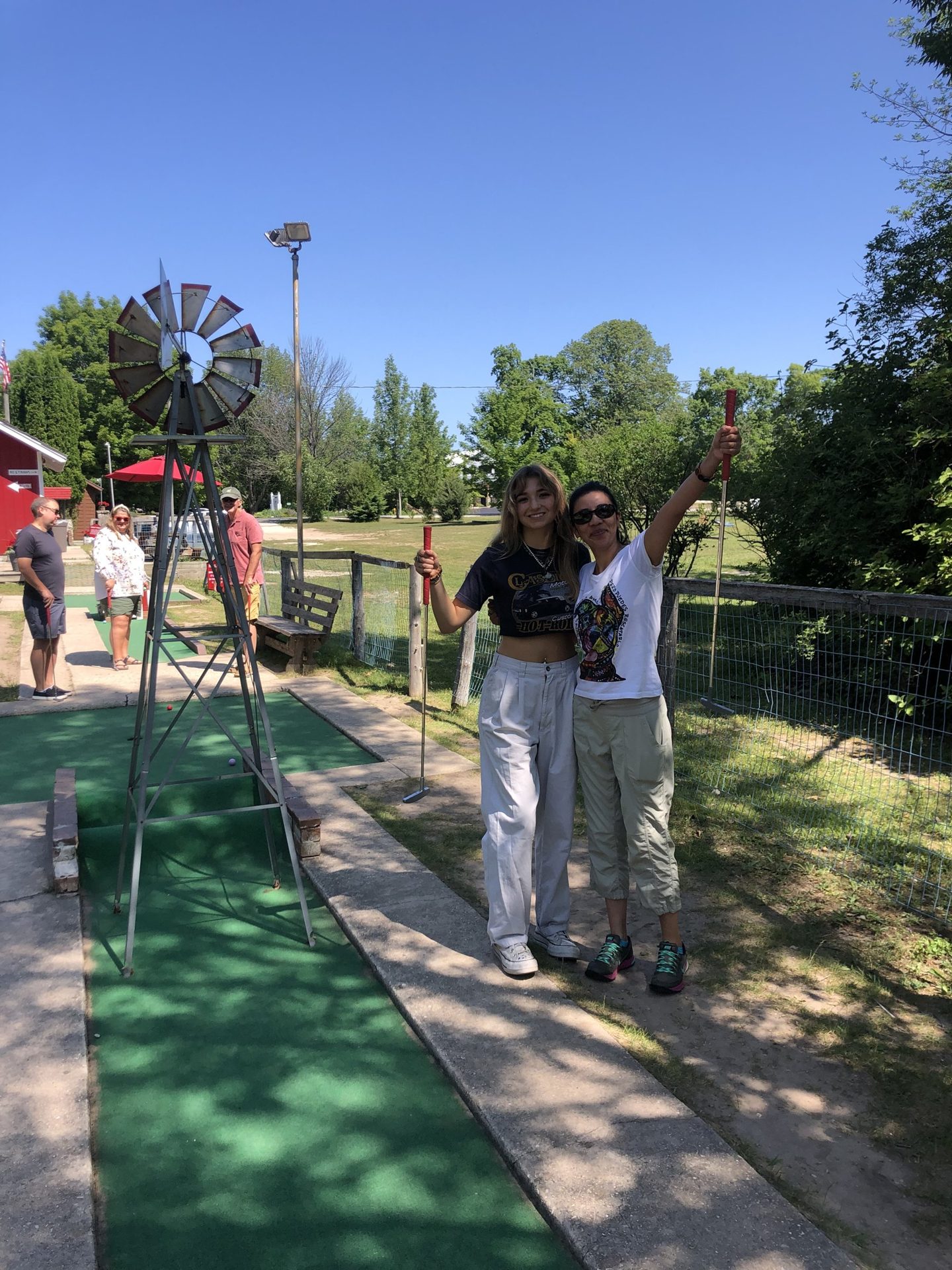 The Red Putter (5 of 6)