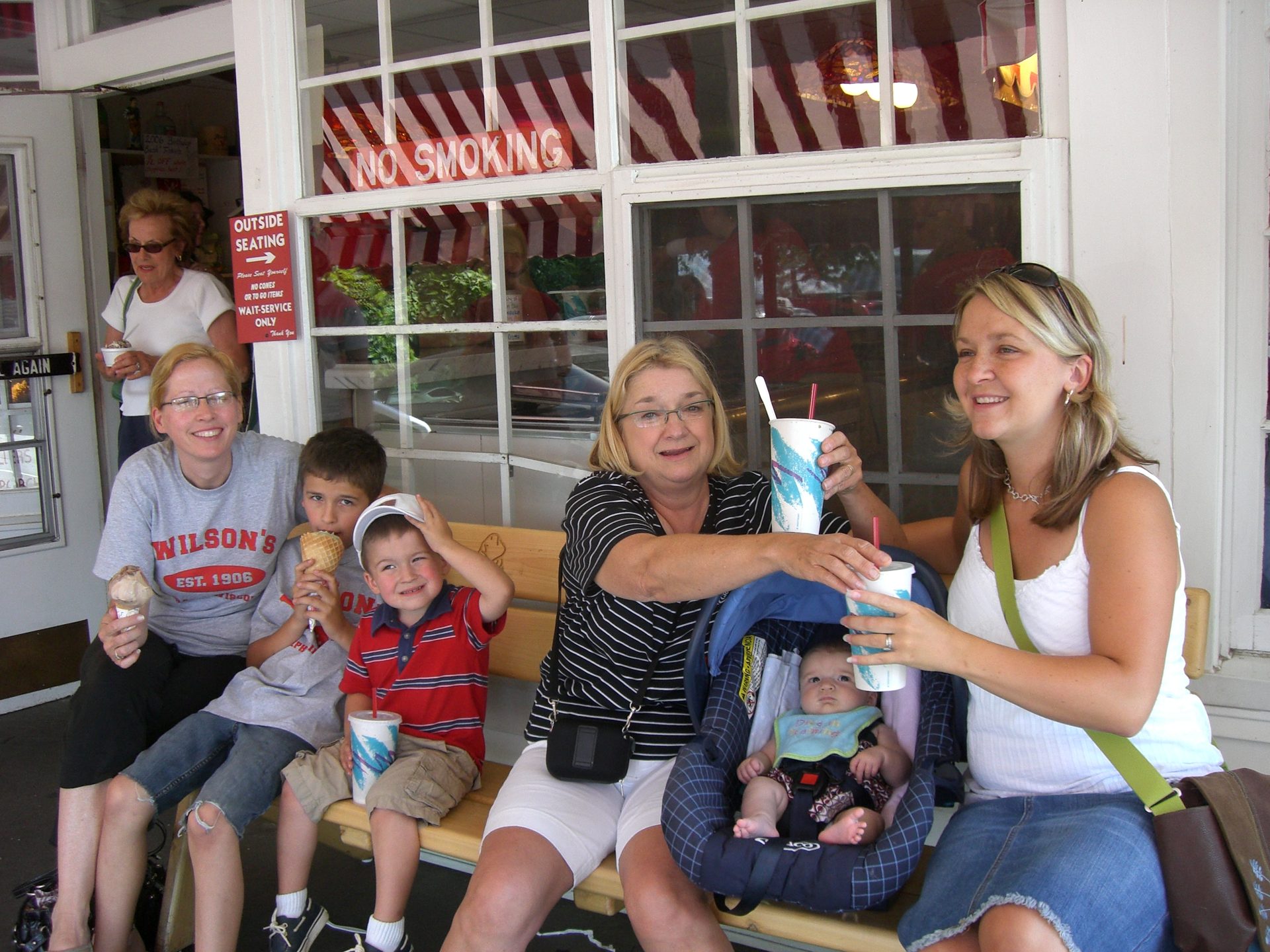 Wilson’s Restaurant & Ice Cream Parlor (3 of 4)